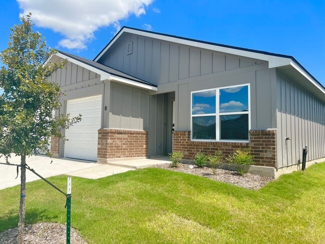 property at 1133 Lindsey Dr