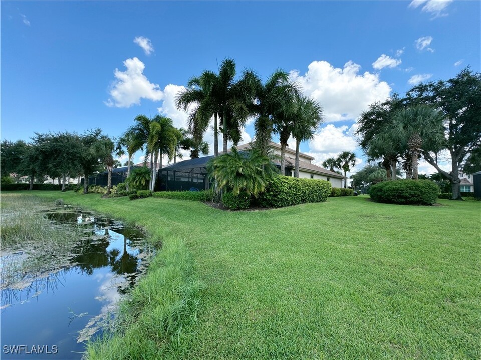 26532 Lucky Stone Rd in Bonita Springs, FL - Building Photo