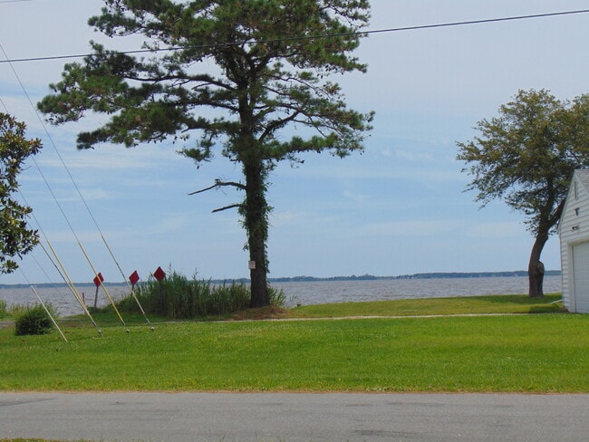 1760 Sound Neck Rd in Elizabeth City, NC - Building Photo - Building Photo