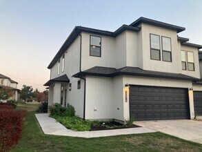 12410 Maypole Bend in Austin, TX - Building Photo - Building Photo