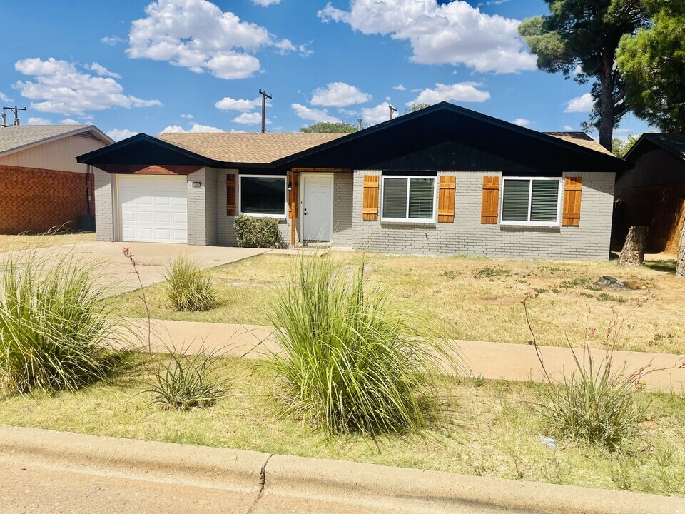 4626 Grinnell St in Lubbock, TX - Building Photo