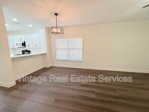 8502 Gablebend Way in Tampa, FL - Building Photo - Building Photo