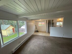 820 Filbert Ave in Eugene, OR - Building Photo - Building Photo