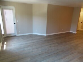 3550 Lebon Dr in San Diego, CA - Building Photo - Building Photo