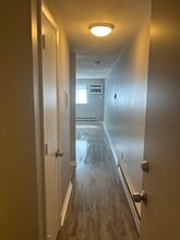 608 Boston Post Rd E, Unit 5 in Marlborough, MA - Building Photo - Building Photo