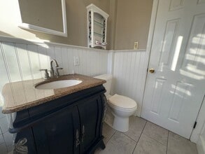 164 French St in Bridgeport, CT - Foto de edificio - Building Photo