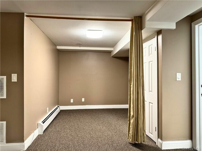 7 S Madison Ave in Spring Valley, NY - Building Photo - Building Photo