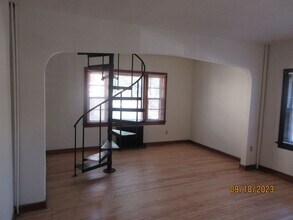 819 E Center St-Unit -821 in Milwaukee, WI - Building Photo - Building Photo