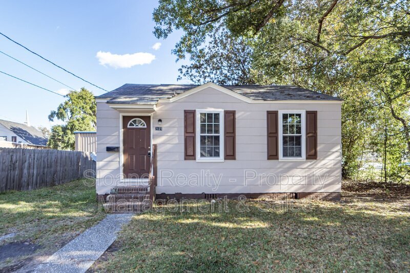 2123 Captain Ave in North Charleston, SC - Building Photo