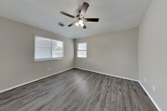 33326 Cottonwood Bend in Magnolia, TX - Building Photo - Building Photo
