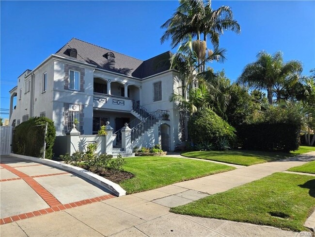 238 S Detroit St in Los Angeles, CA - Foto de edificio - Building Photo