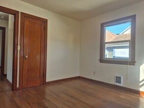 810 High Ave in Bremerton, WA - Building Photo - Building Photo