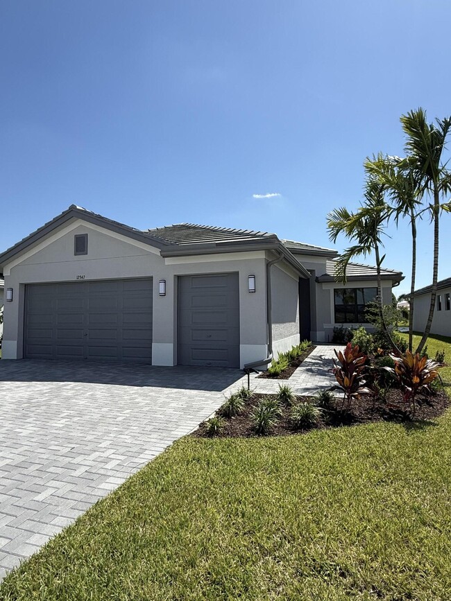 12347 SW Compass Pt Dr