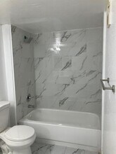 4025 W McNab Rd in Pompano Beach, FL - Foto de edificio - Building Photo