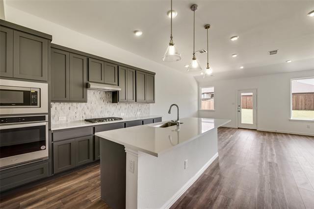 1820 Purtis Crk Dr in Heath, TX - Building Photo