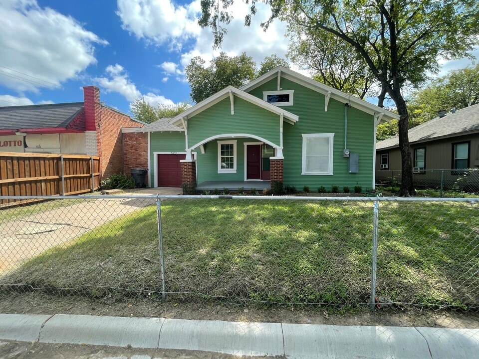 5332 Lindsley Ave in Dallas, TX - Building Photo