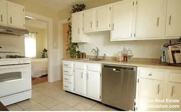 60 Litchfield St, Unit 2