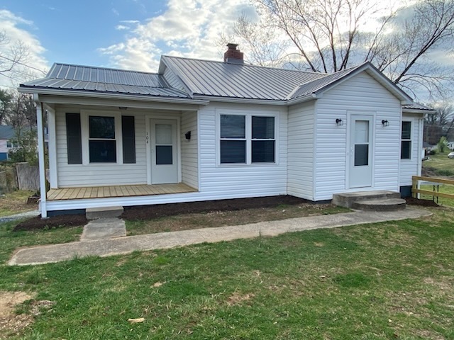 104 Hunter Pl NW in Lenoir, NC - Building Photo - Building Photo