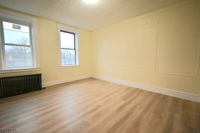 148 Chancellor Ave in Newark, NJ - Building Photo - Building Photo