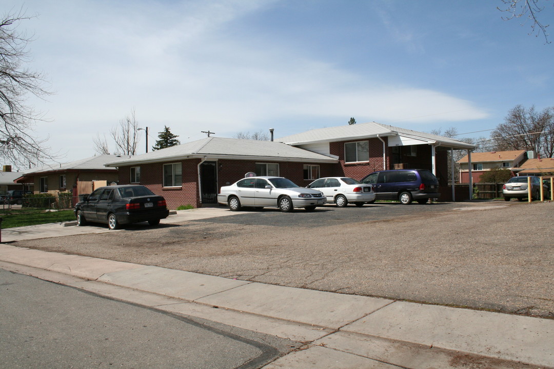 661 Fraser St in Aurora, CO - Building Photo