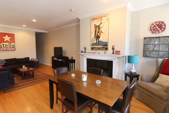3711 N Southport Ave, Unit G01C in Chicago, IL - Building Photo - Building Photo