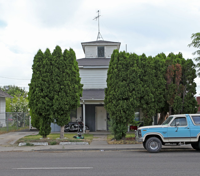 336 2nd Ave N in Twin Falls, ID - Building Photo - Building Photo