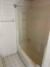 120 N Main St, Unit 3 in Fairport, NY - Foto de edificio - Building Photo