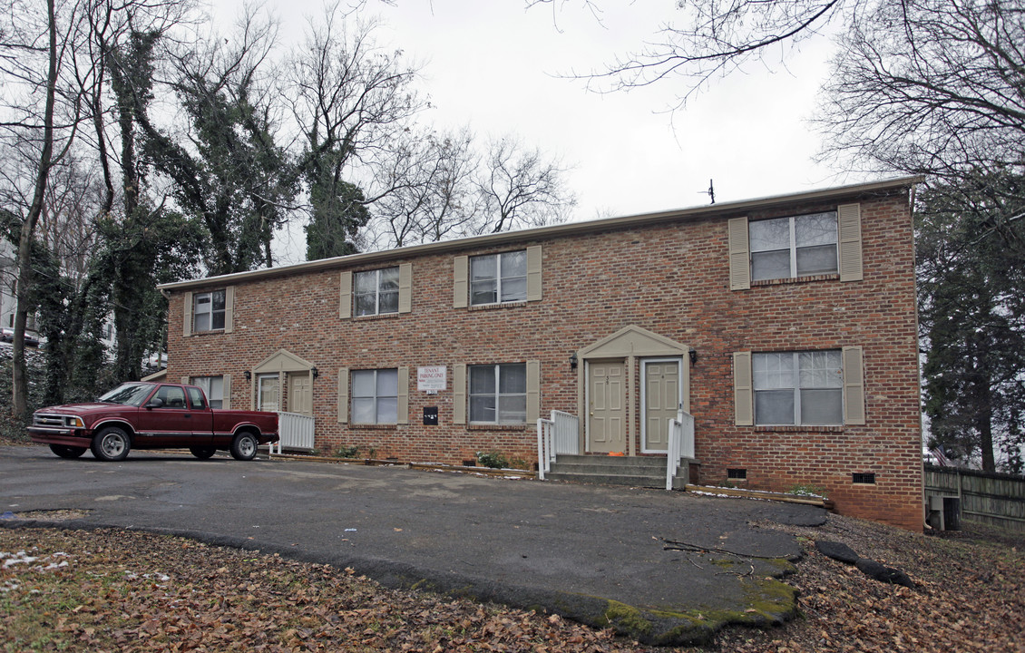 1301 Baker Ave in Knoxville, TN - Foto de edificio