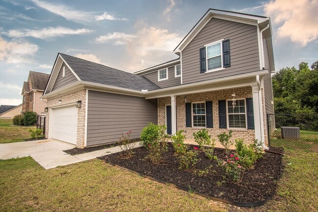 57 White Pine Way in Phenix City, AL - Building Photo - Building Photo