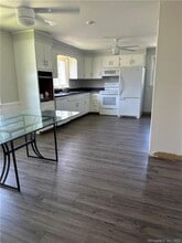 280 Lighthouse Rd in New Haven, CT - Building Photo - Building Photo