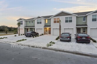 959 Spotted Egret Loop in Ruskin, FL - Building Photo - Building Photo