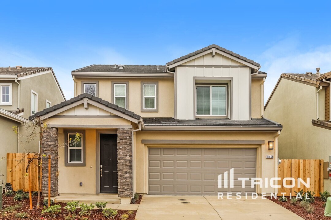 11668 Giacinta Ln in Rancho Cordova, CA - Building Photo