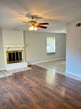 560 Woodland Hills Pl in Jackson, MS - Building Photo - Building Photo