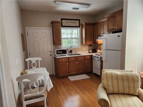 108 Clapper Rail Ln in St. Simons Island, GA - Building Photo - Building Photo