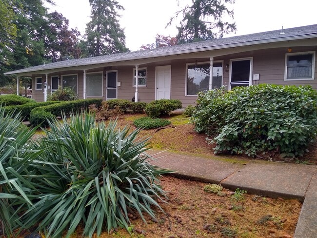 320 Wilson St S, Unit 320 Wilson St S