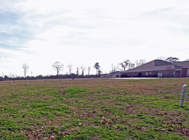 11510 Southfork Dr in Baton Rouge, LA - Foto de edificio - Building Photo