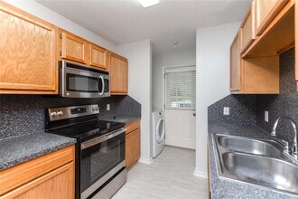 10680 Royal York Dr in Conroe, TX - Building Photo - Building Photo