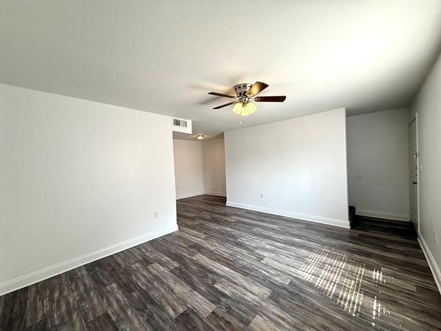 3650 Rickshaw Dr in Dallas, TX - Building Photo - Building Photo