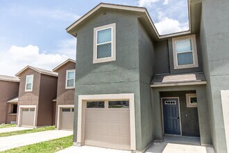 6507 Marcel Wy in San Antonio, TX - Building Photo - Building Photo