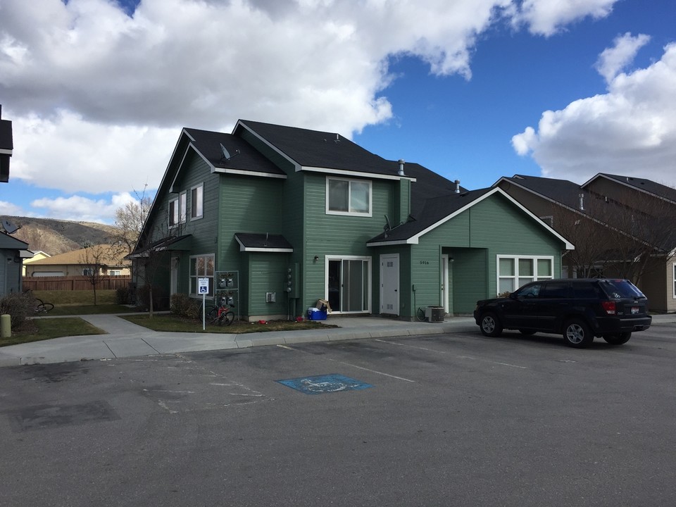 Port Lane Fourplex in Boise, ID - Building Photo