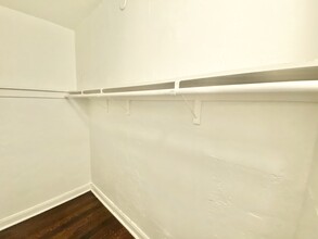 854 S Oxford Ave-Unit -503A in Los Angeles, CA - Building Photo - Building Photo