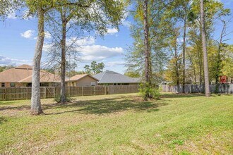 6030 W Dogwood Dr in Crestview, FL - Building Photo - Building Photo