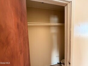 8 Bayard St in Amsterdam, NY - Building Photo - Building Photo