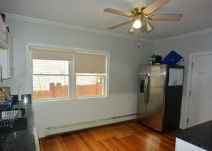 56 Westminster Ave in Watertown, MA - Foto de edificio - Building Photo