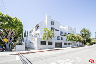 609 Ashland Ave in Santa Monica, CA - Building Photo - Building Photo