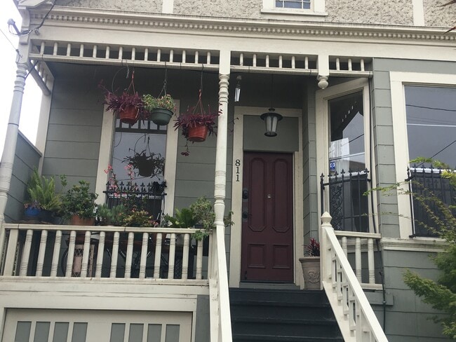 property at 811 31st St