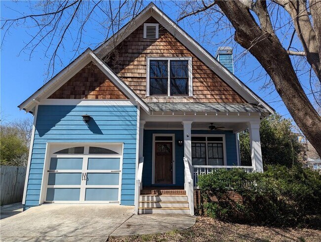 property at 105 Selman St SE