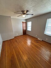 924 Elias Ave in St. Louis, MO - Building Photo - Building Photo