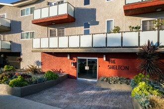 525 S Shelton St in Burbank, CA - Building Photo - Building Photo