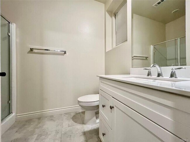 186 Frame in Irvine, CA - Building Photo - Building Photo